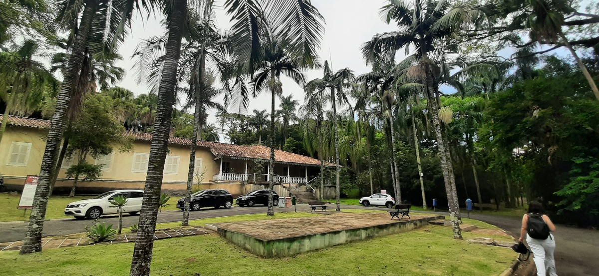 Февральский Кампинас (штат Сан-Паулу). Тучи не спасают от жары, они просто сгущают зной.