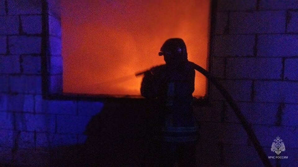    Пожар во Власихе. Источник: t.me/mchs_altkray