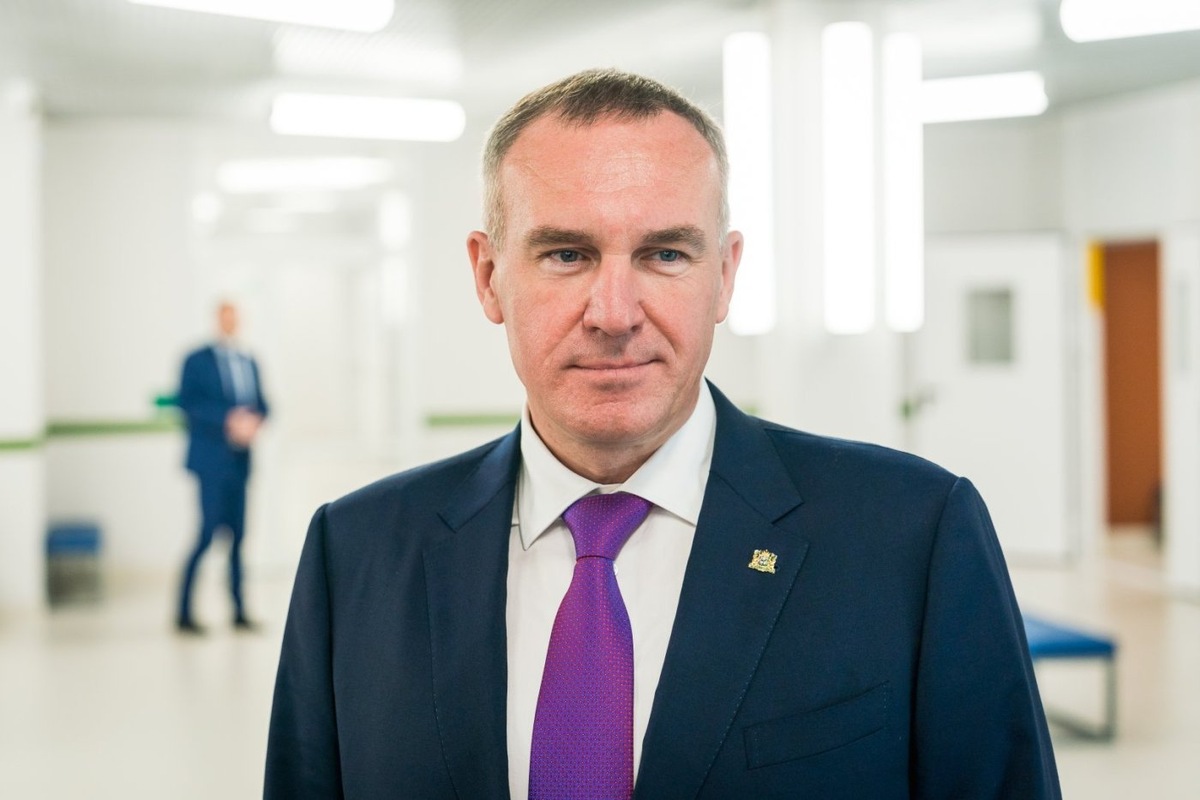    Руслан Кухарук поздравил югорчан с Днём защитника Отечества