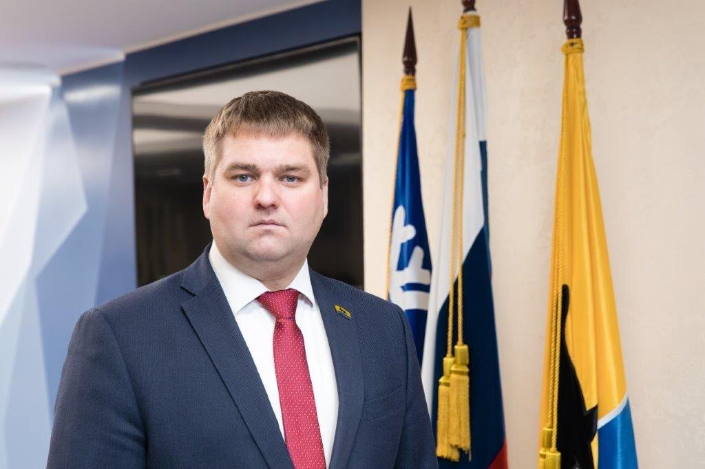    Председатель Думы Сургута Александр Олейников поздравил горожан с 23 февраля