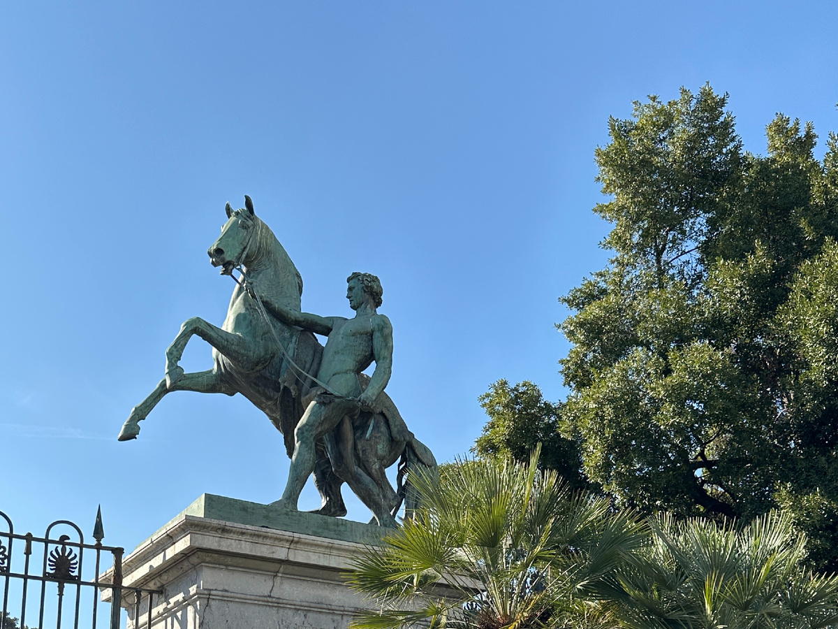 Кони Клодта в Неаполе. Фото автора