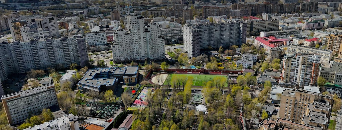 "Таганский" ПКиО с высоты. Вид от Абельмановской улицы, 2022. Яндекс.Панорамы.