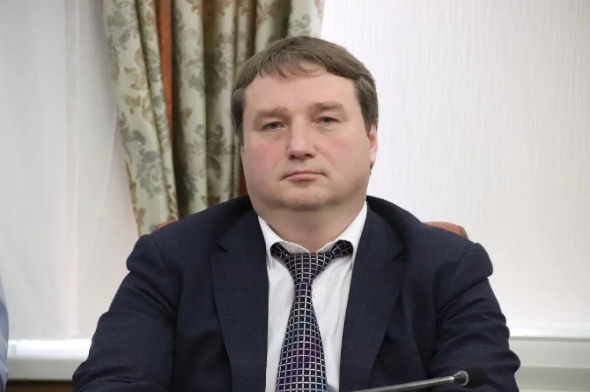    Глава Ульяновска поздравил ветеранов и военных с Днём защитника Отечества