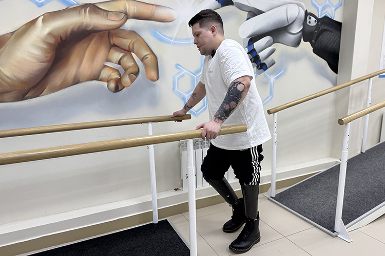    Роман Неклюдов: «Каждый день — это труд. Ежедневно надо это все надевать, вставать, идти»