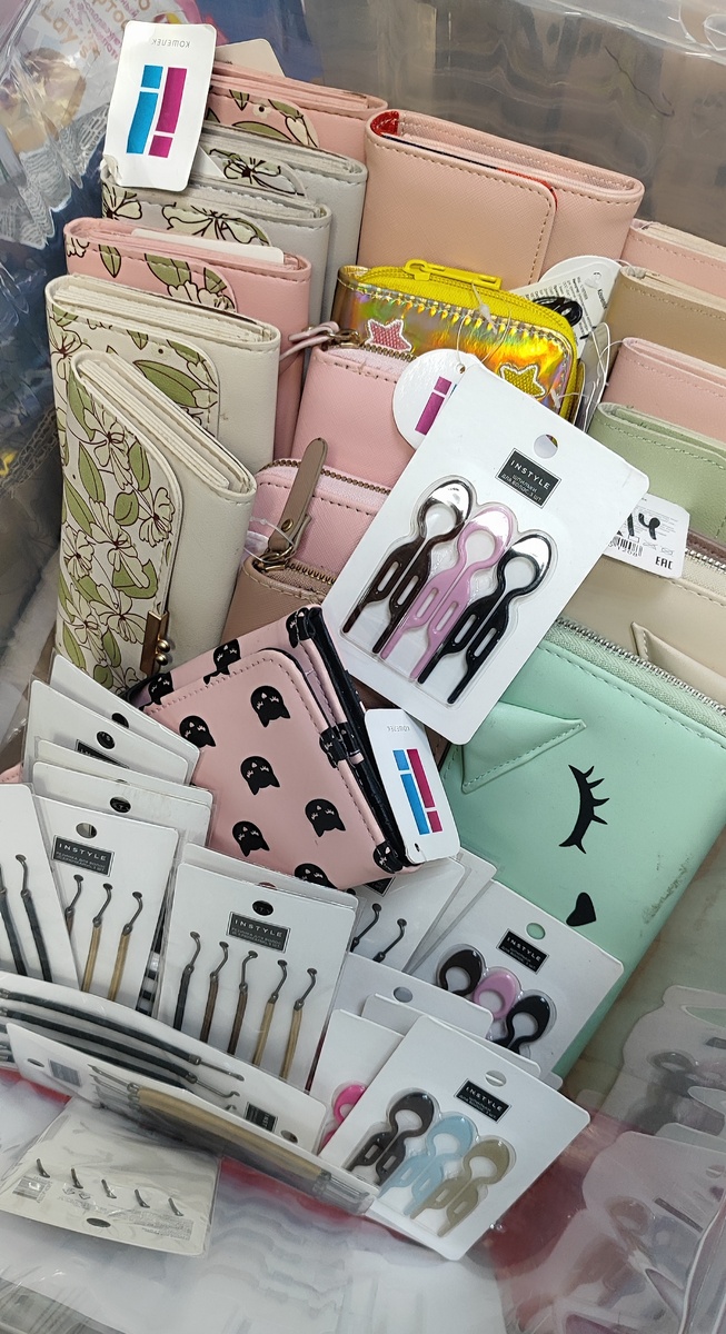 Эта корзина как раз с новинками распродажи. 