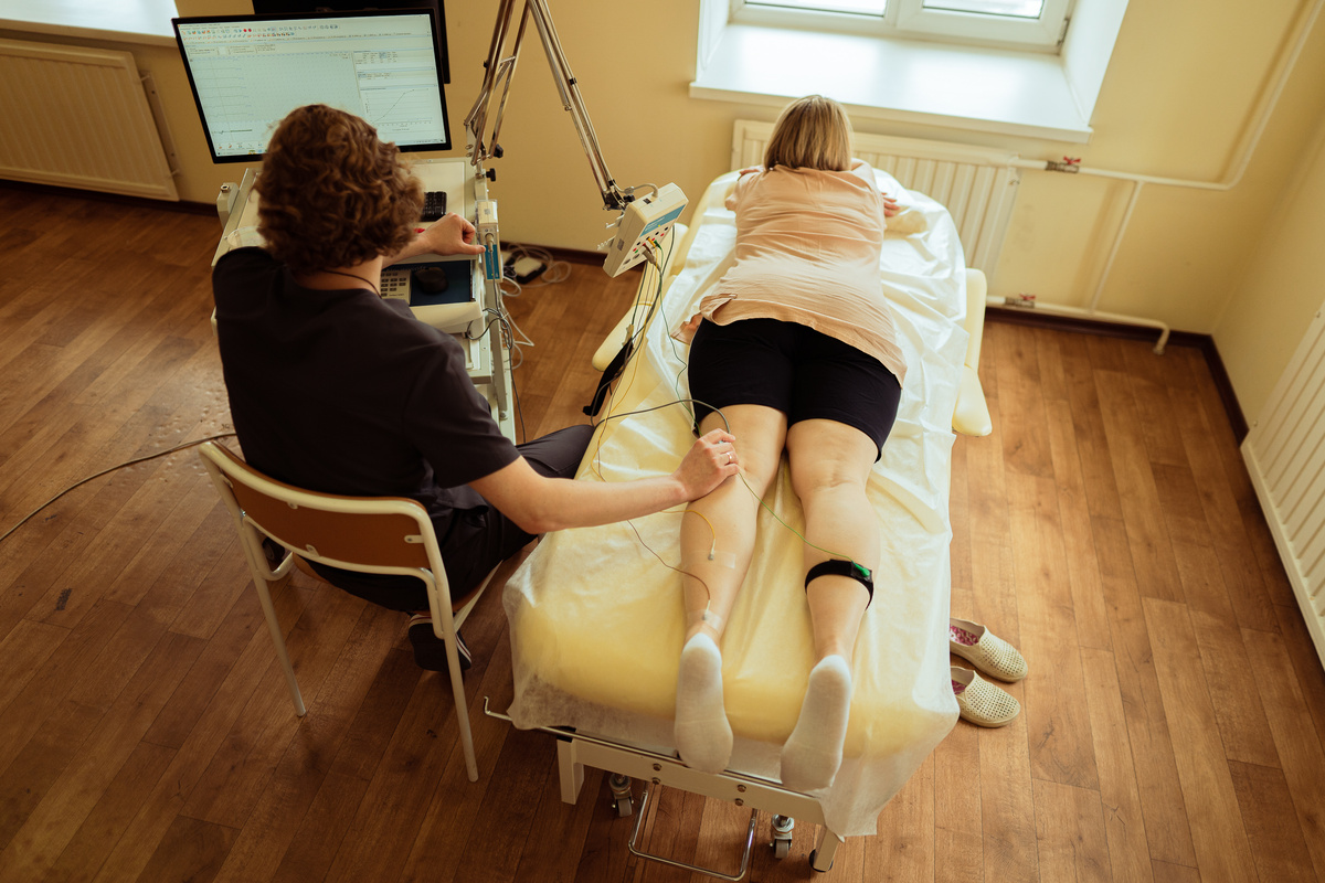 Процедура электронейромиографии