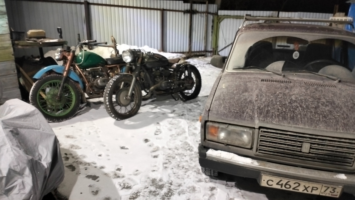 Сразу после доставки выставил их на свежий воздух.