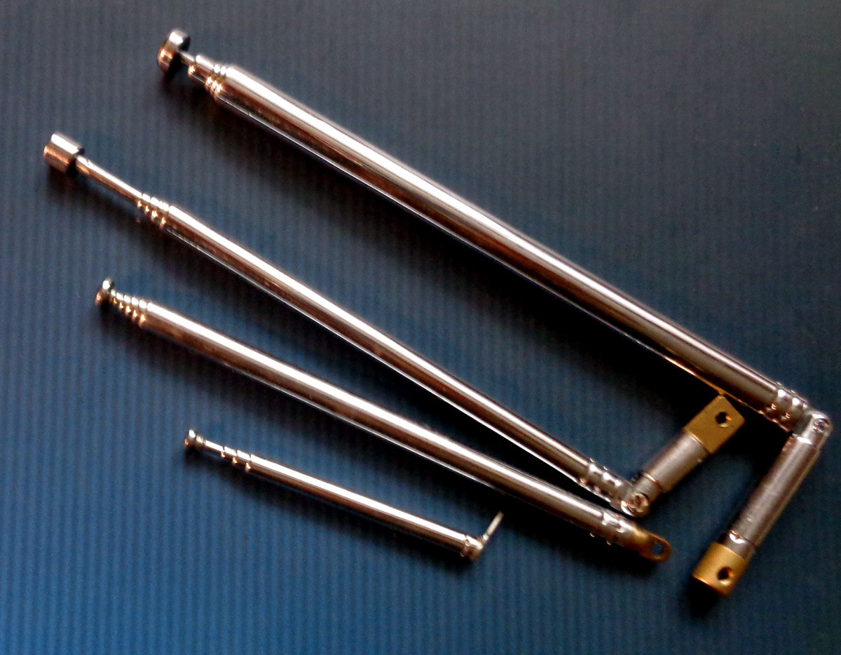 Фото 2. Антенны с покрытием хромом.