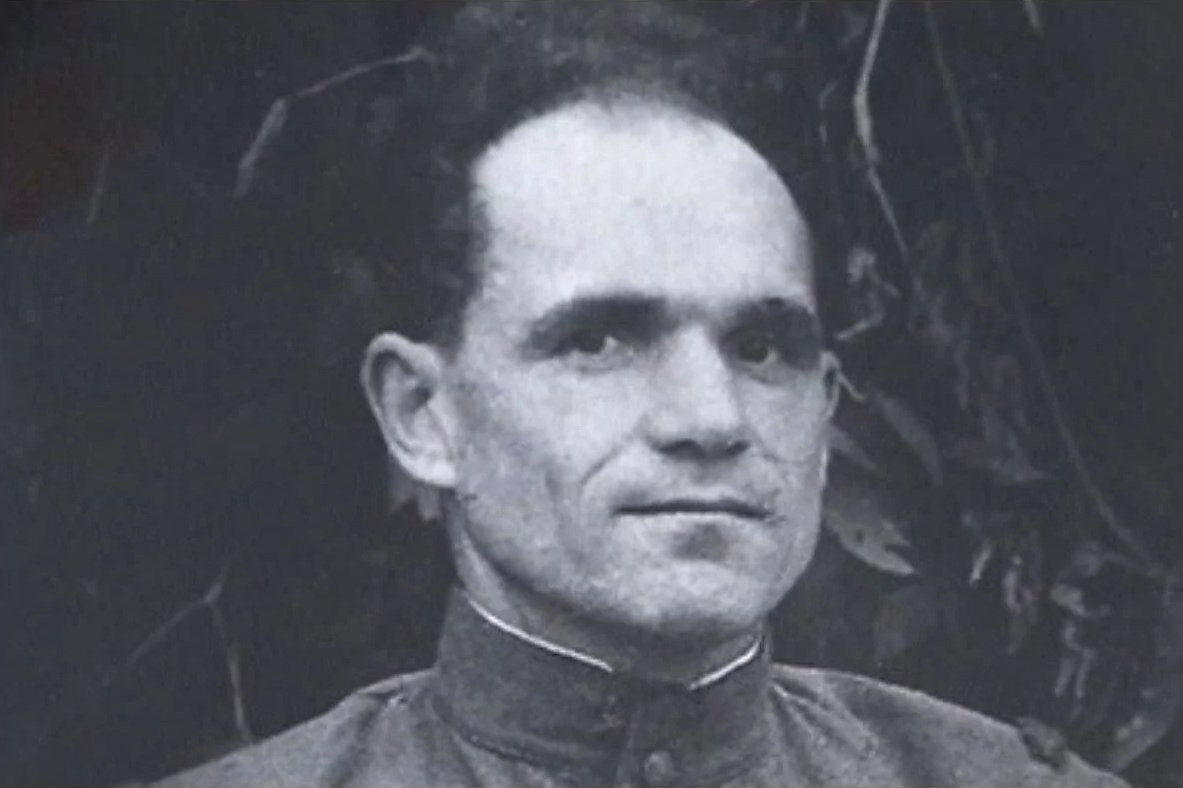 Яков Новиченко фото 1945г