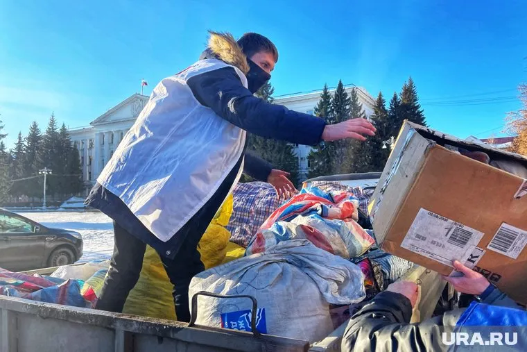  Чиновники из Кургана помогали восстановить школы и ЖКХ в ЛНР
Фото: Екатерина Сычкова © URA.RU