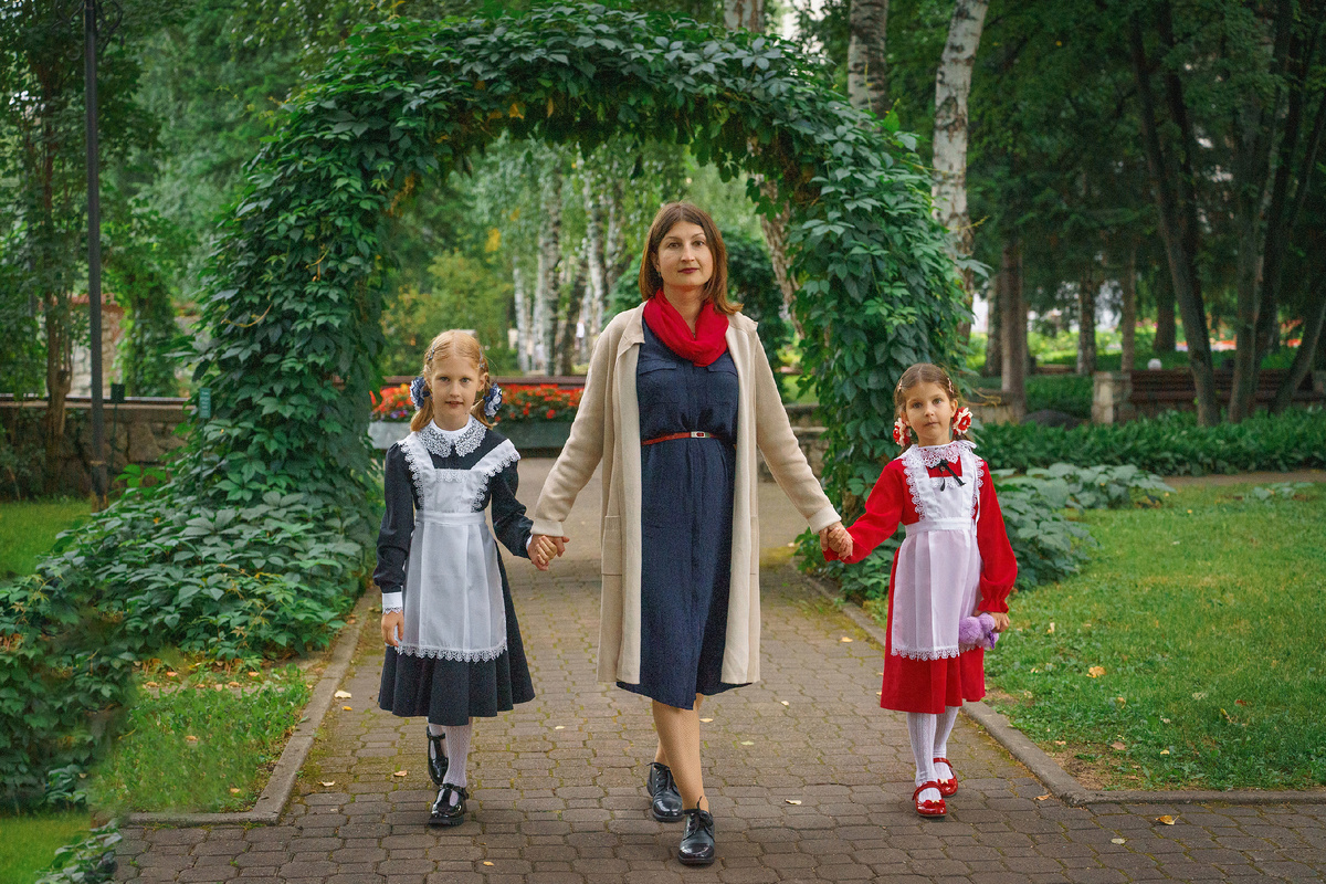 Школьную форму можно любую, мы решили такую