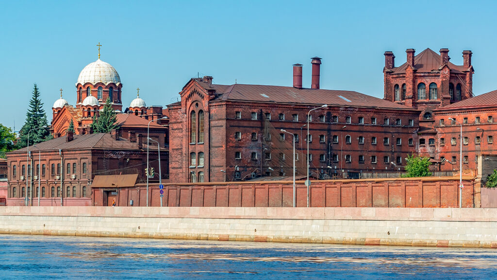    Kresty building (former famous prison) in Saint Petersburg, Russia Александр Бочкарев