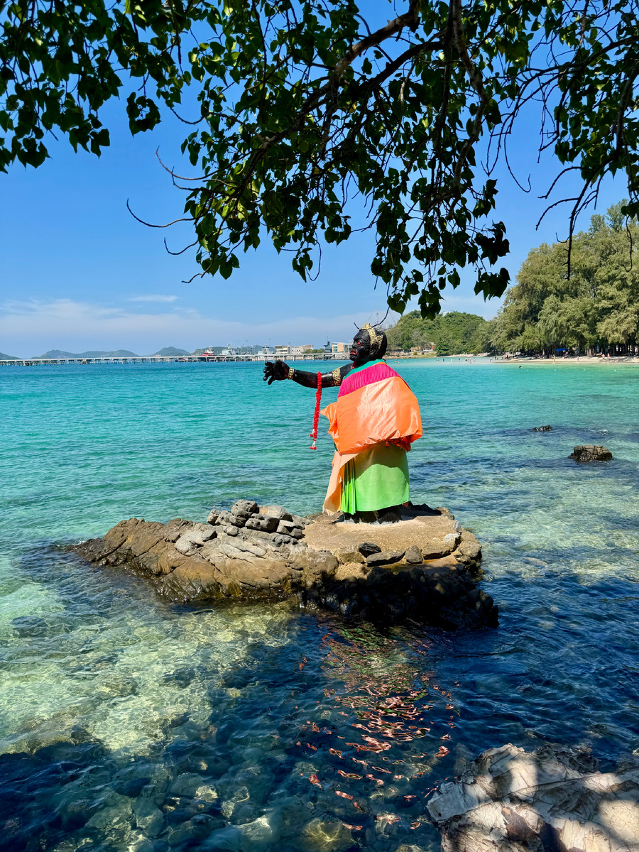 Пляж «танцующая девочка»