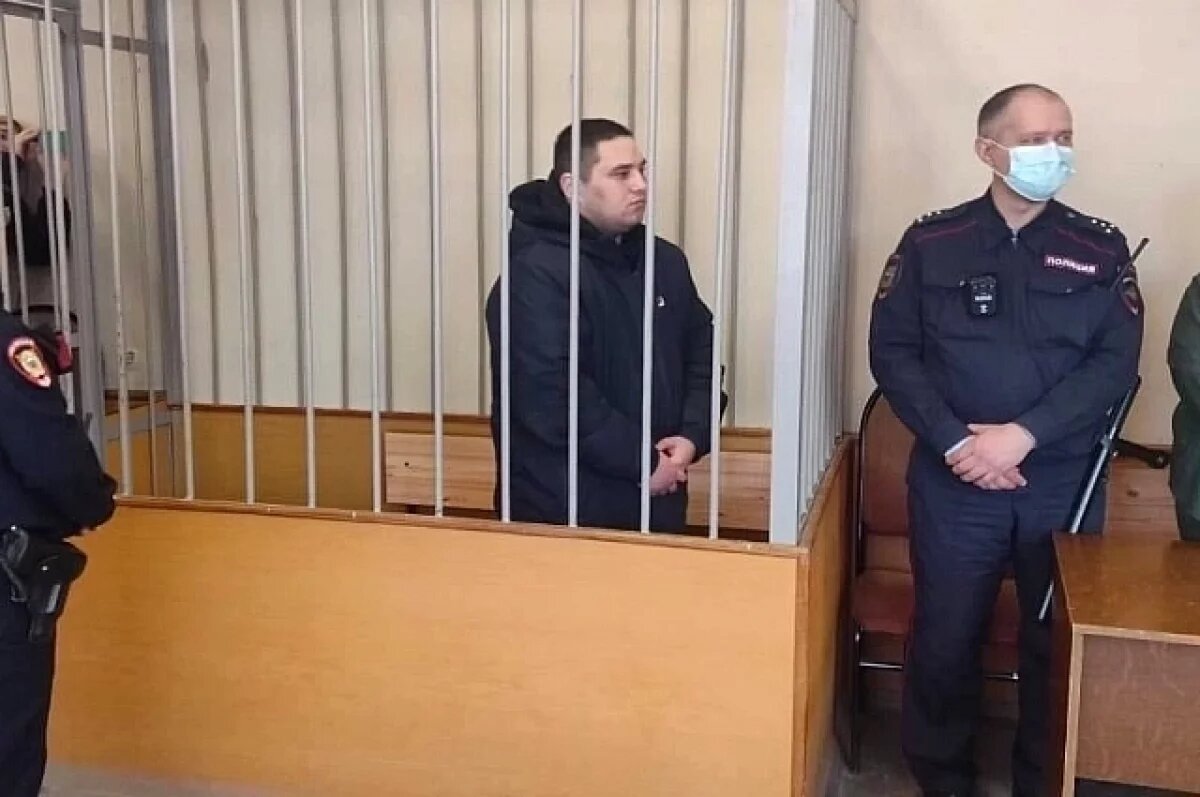    Издевавшегося над девушками на автомойке на Урале заключили под стражу