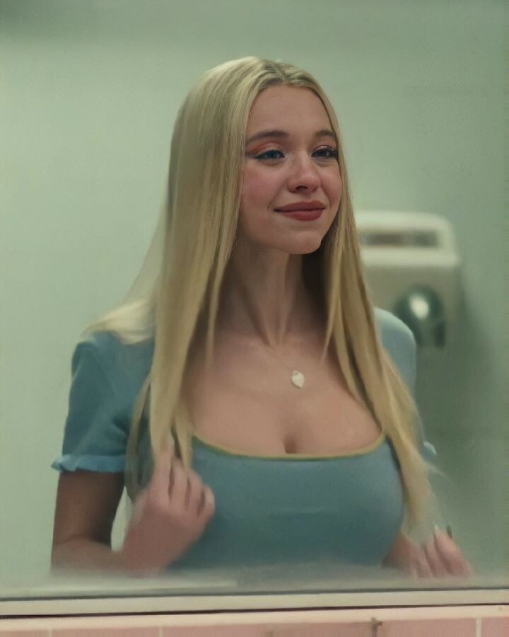 Сидни Суини в Эйфории