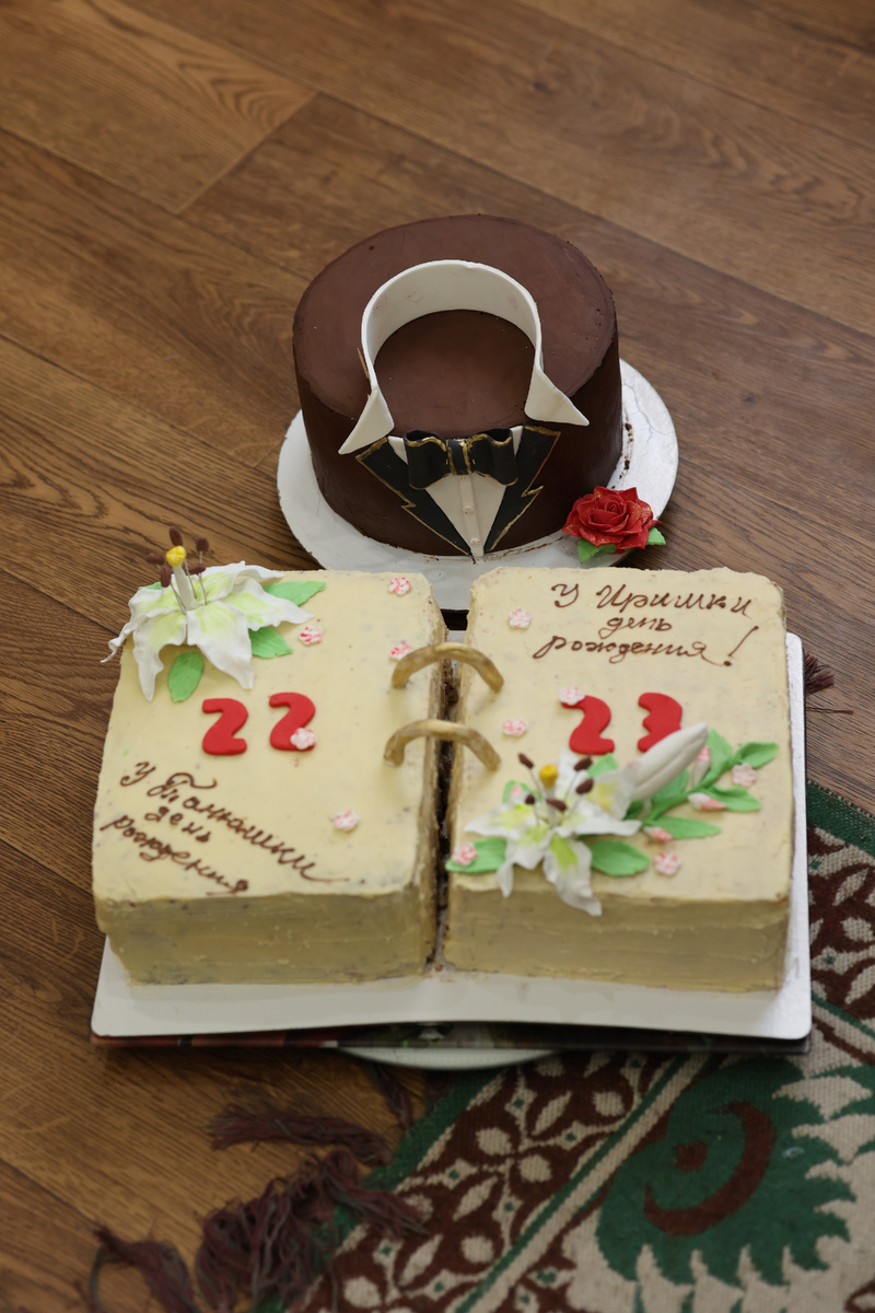 Тортики от мамы для папы мужской и для меня и сестры календарик 