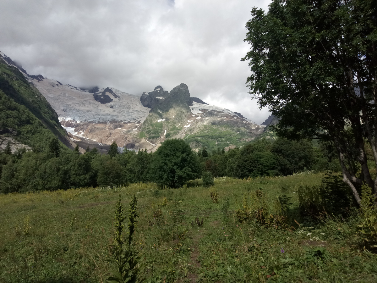 Домбай. Ущелье Алибек