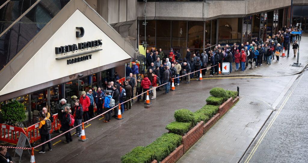 Посетил выставку и сделал несколько фоток — может кому-то тоже будет интересно)? Ролик (пока ) еще монтируется в нашей культурной столице — Питере моим старым добрым Другом — и очень скоро его можно будет посмотреть на Рутюбе, Дзене и в ВК. Под ником AudioLoft.