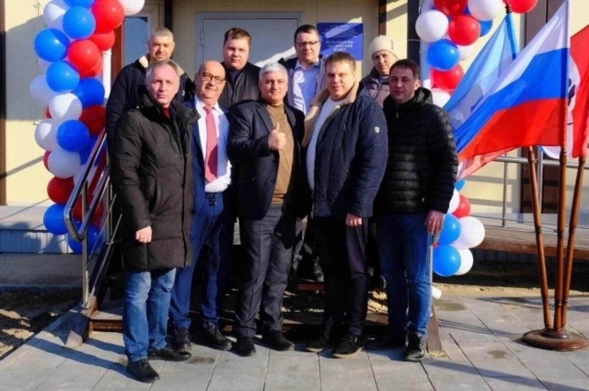    56 врачей из НСО помогали в больнице Беловодска ЛНР