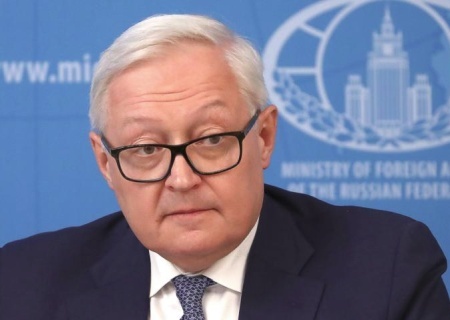    Рябков опроверг анонсированный Трампом новый раунд переговоров США и РФ в Эр-Рияде 25 февраля