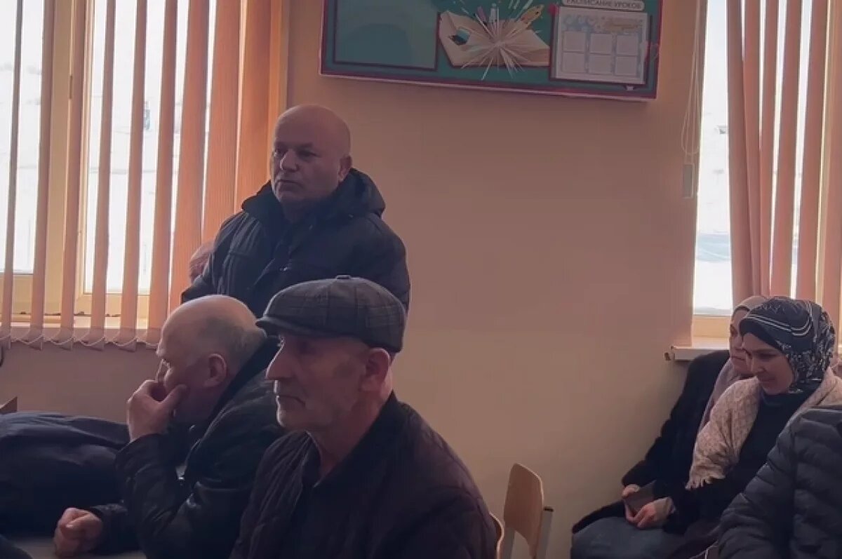    Проблемы в селе Хубар будет решать специальная комиссия