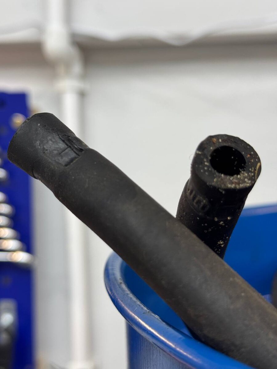 И год не проходили