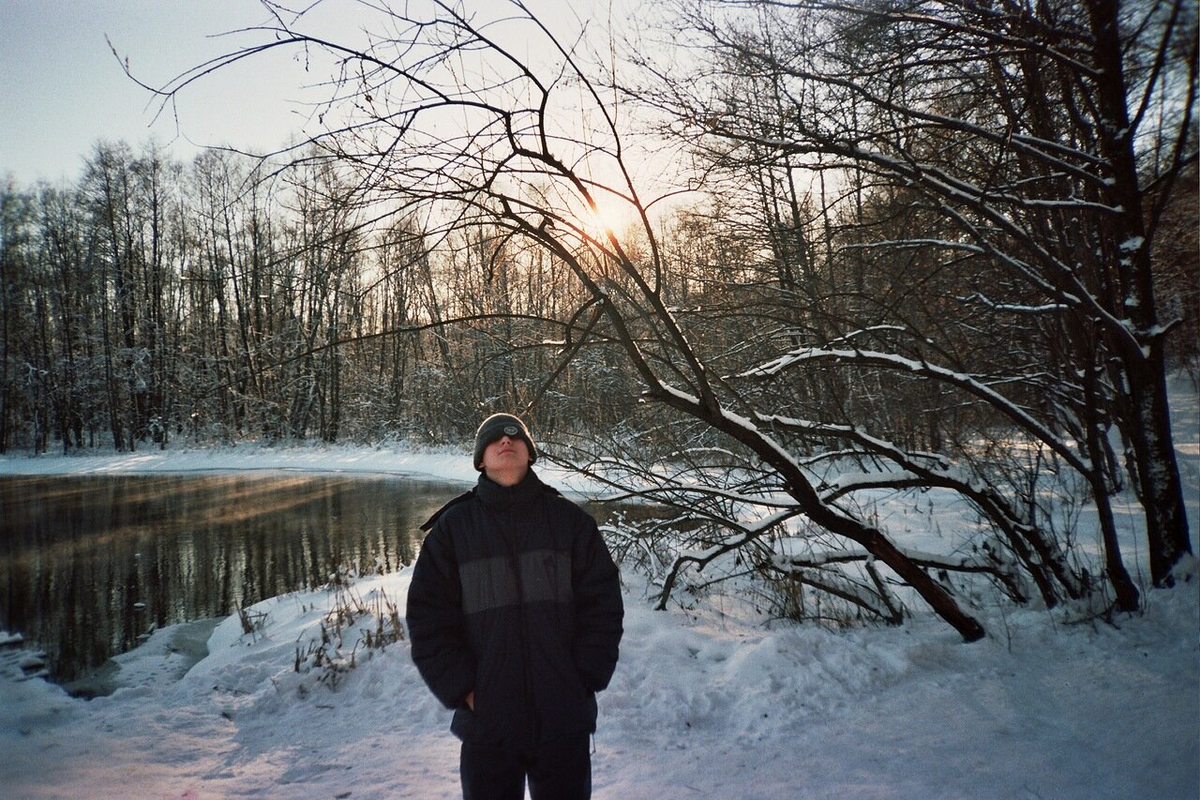 У нас был с собой только пленочный фотик и расчехлили мы его только в ключевых местах (это - Большое Голубое озеро). Кстати, эта куртка как бы еще лет 10 потом не служила.