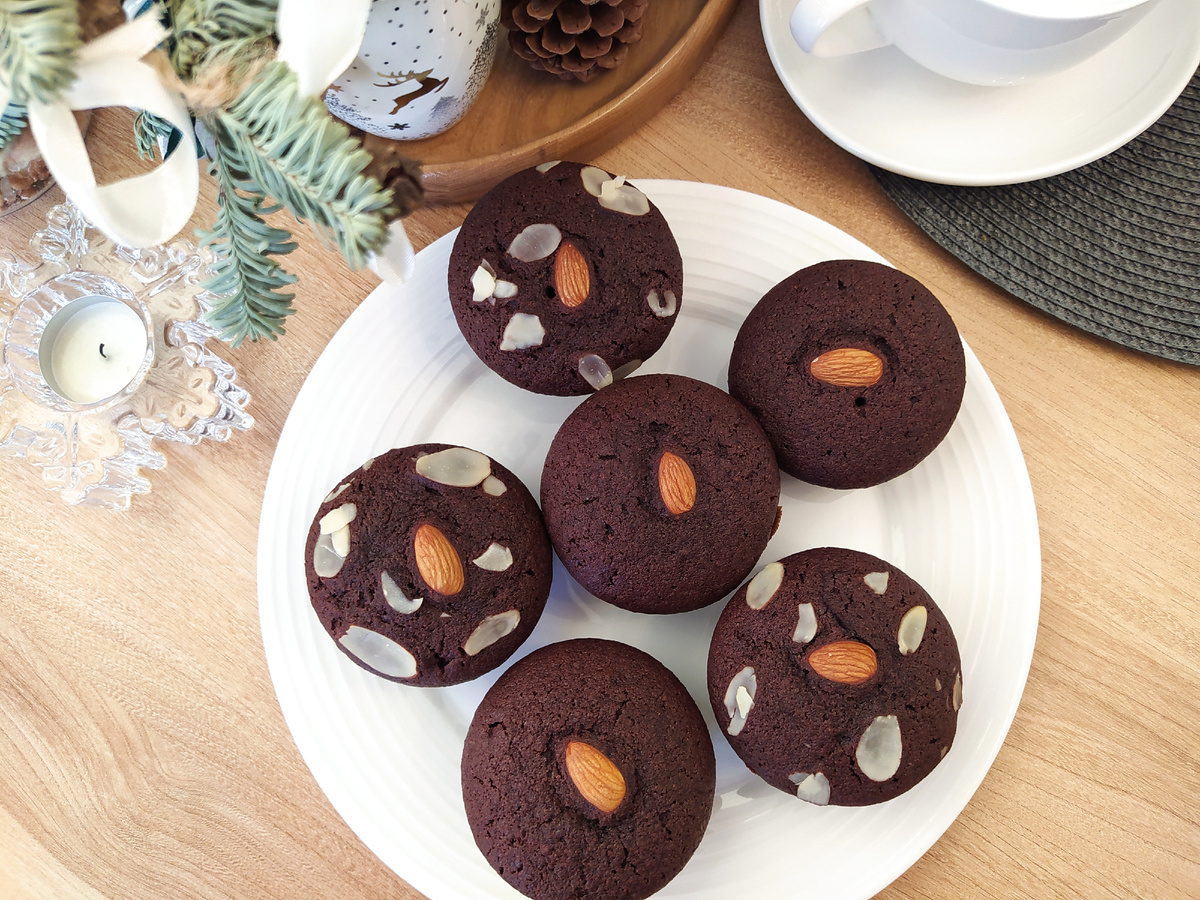 Миндально-шоколадные маффины. Очень советую попробовать.