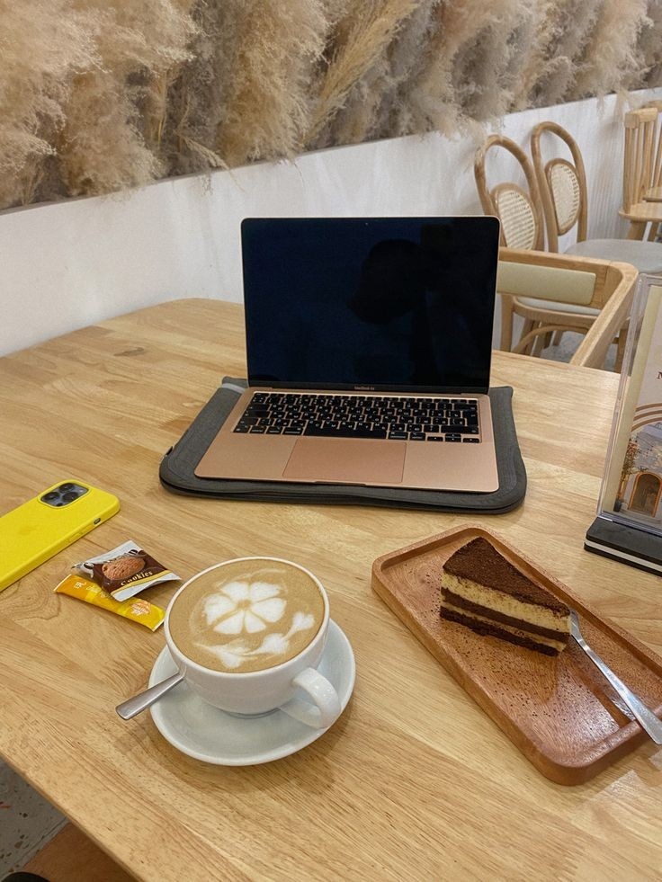 Вот сижу кофе пью в мечтах