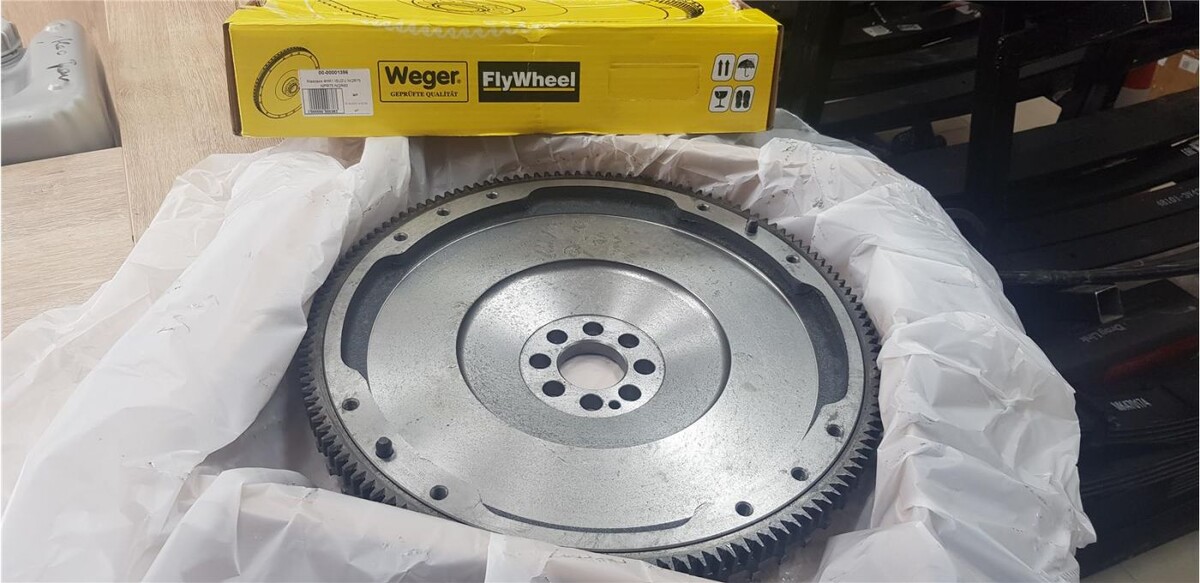 Маховик 4HK1 для Isuzu NQR75 NPR75