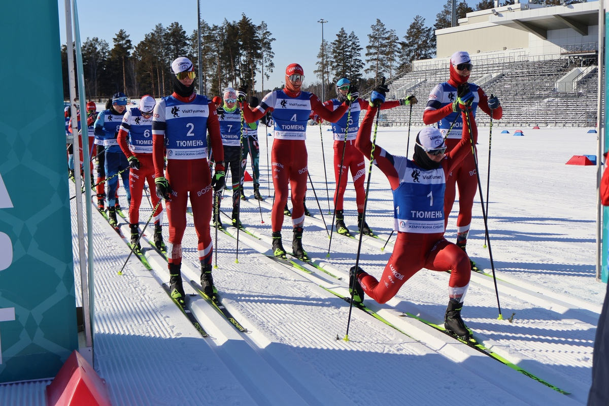 Парни готовятся стартовать (ЦСП-72)