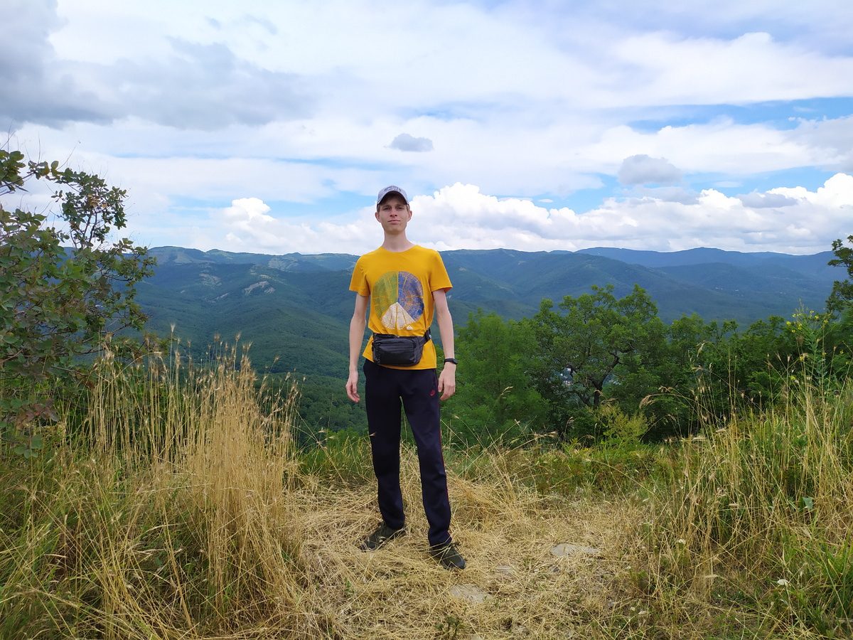 Привет, я писатель Олег Гласон 👋