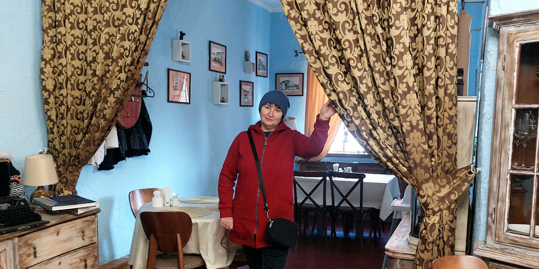 В кафе в Евпатории надо быть осторожнее и помнить про еврейские традиции. Как мы в "Йоськин кот" сходили