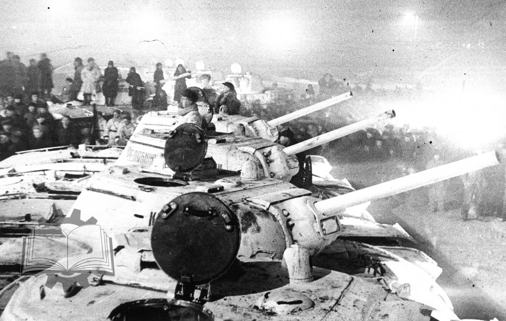 КВ-1с из колонны "Челябинский Колхозник", выпуска января-февраля 1943 года.