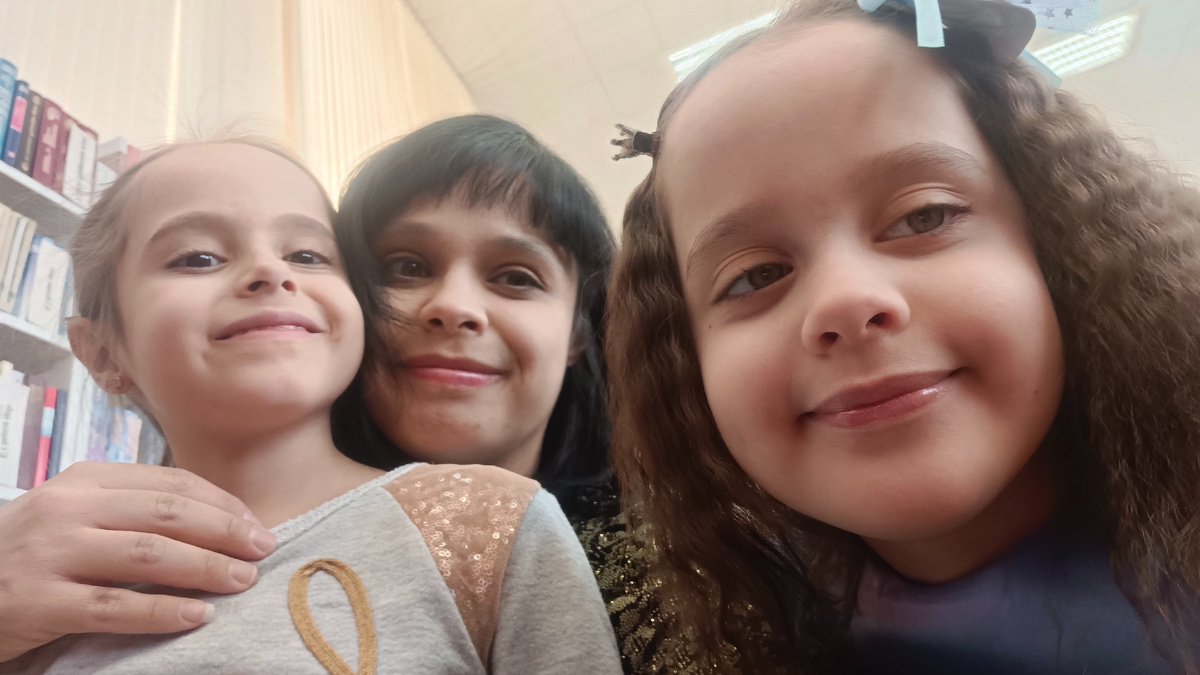 Мы с мамой и сестрёнкой