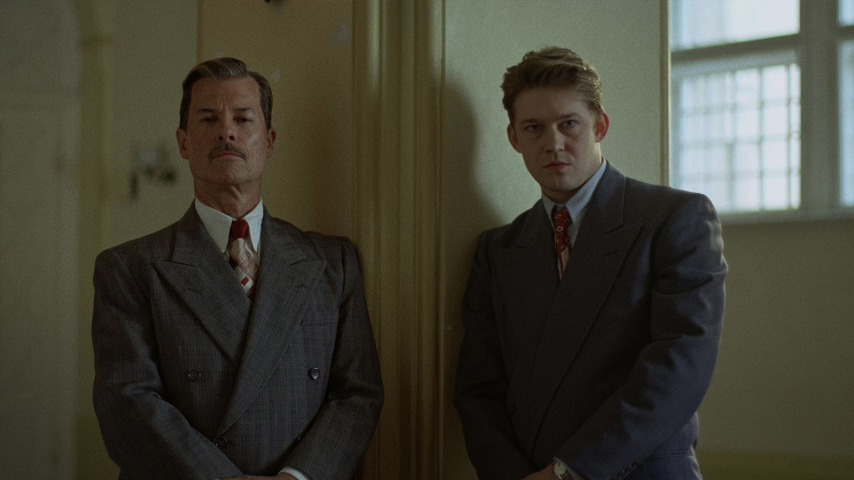 Кадр из фильма "Бруталист"