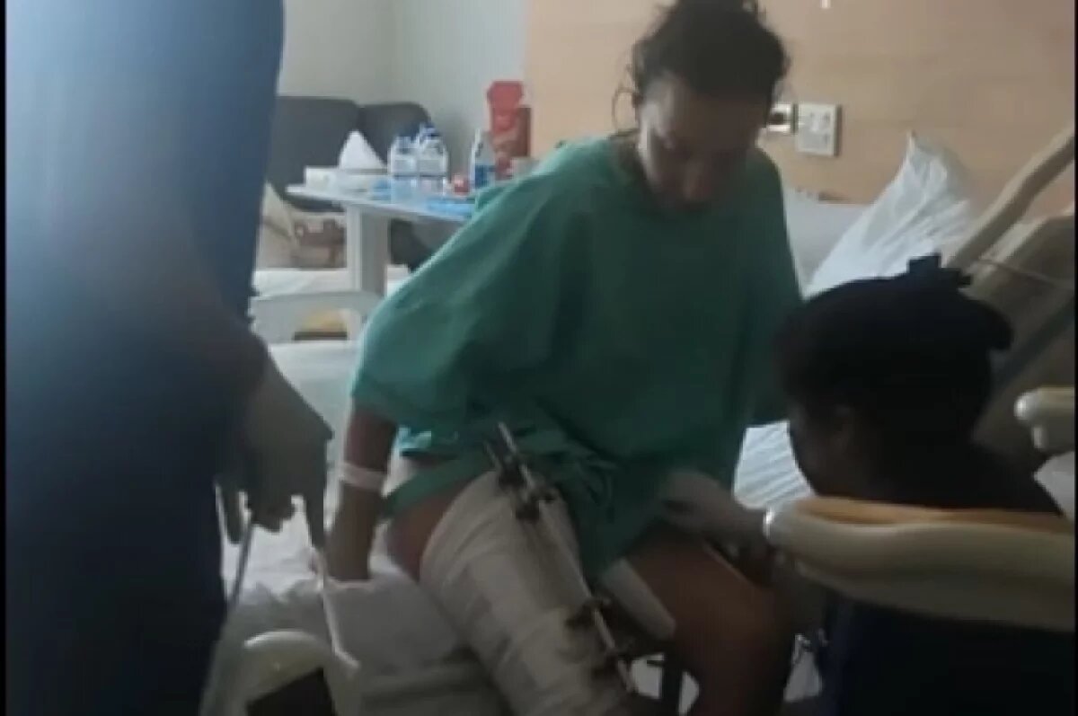    Нижегородка, тяжело пострадавшая в ДТП в Таиланде, прибывает домой