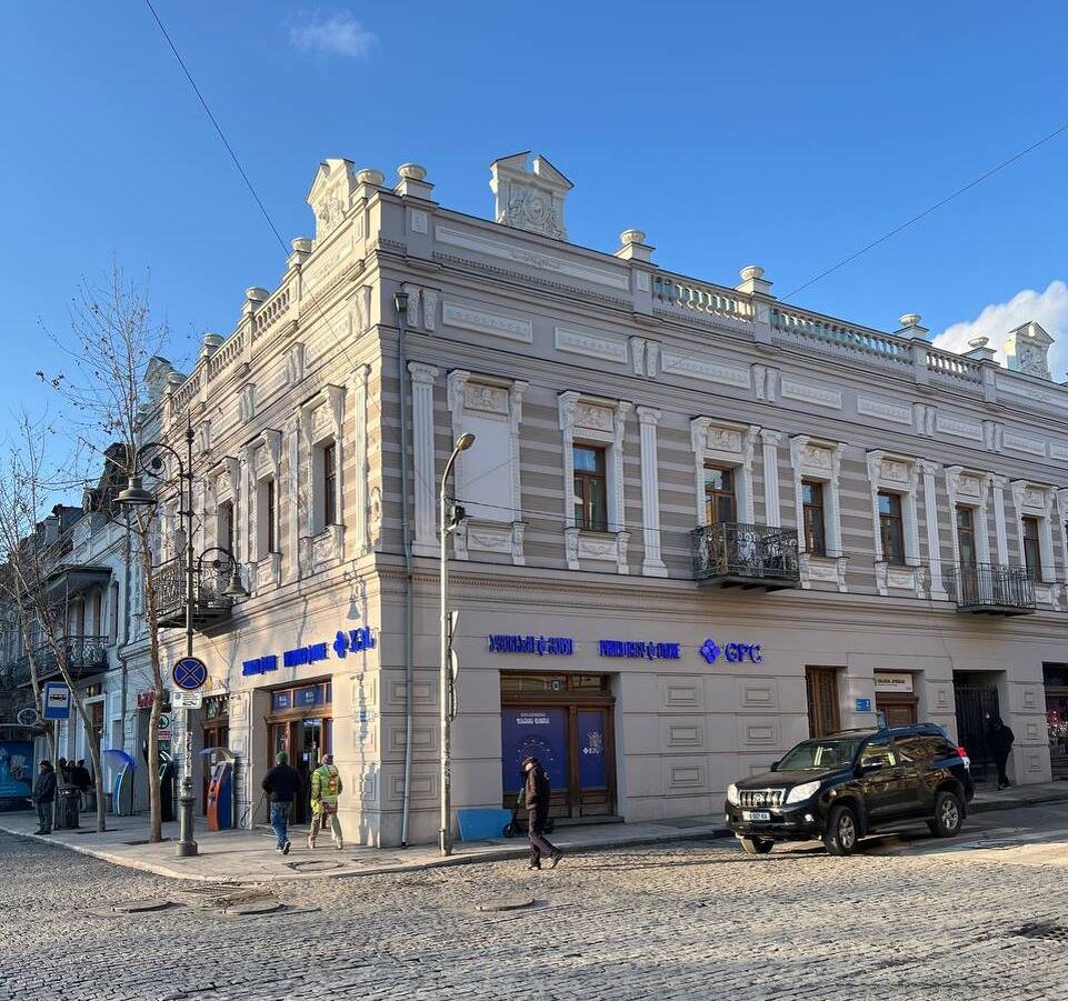 Площадь Саарбрюккен бывшая Воронцова, Тбилиси .