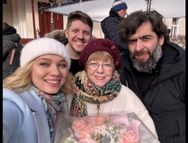 Фото со съемок! (Вопрос не в тему: Сколько длится озвучка и монтаж? 🤔)