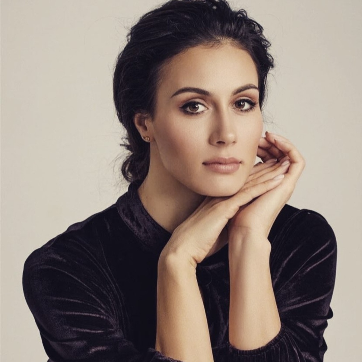 Актриса Елена Вожакина