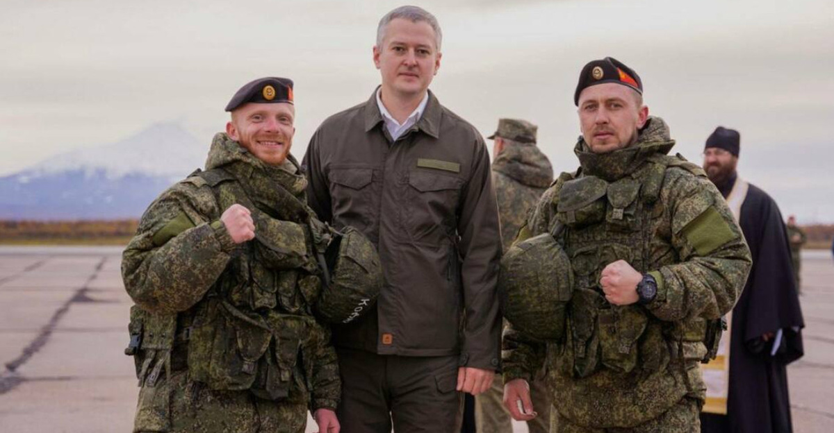 Губернатор Камчатского края Владимир Солодов с участниками СВО / kamgov.ru