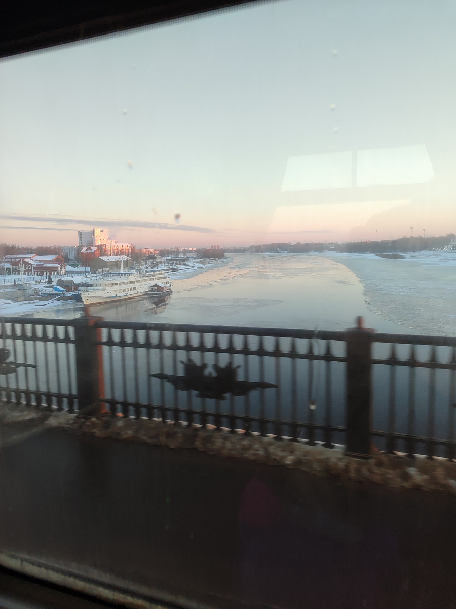 Мост через реку Волхов