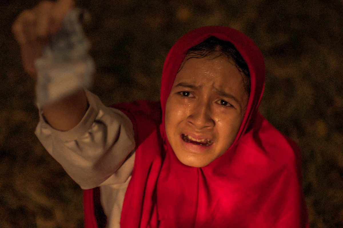 Кадр из фильма "Астрал. Ночь в могиле"