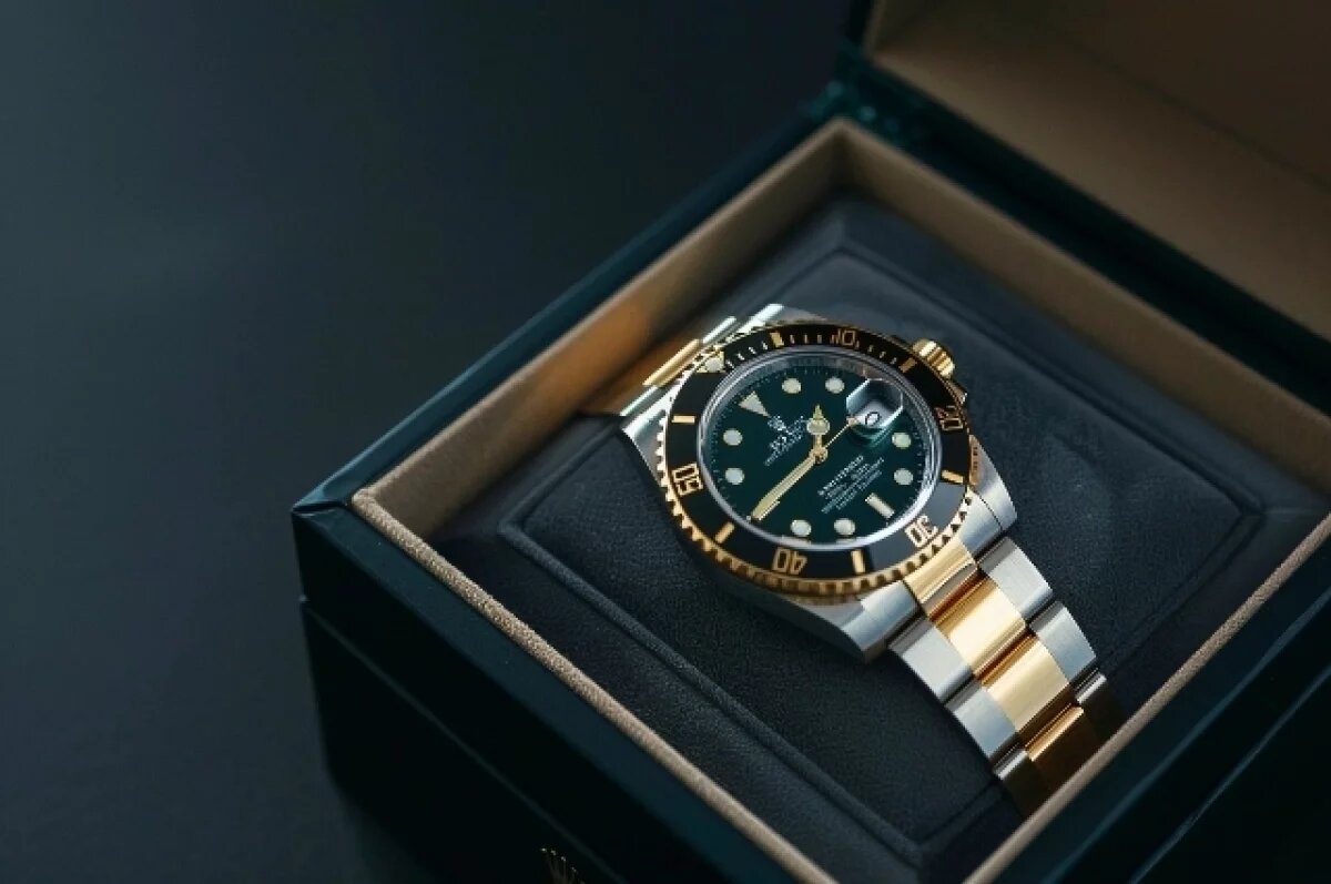    В Хабаровске подростка заставили отправить ценные вещи «на экспертизу»