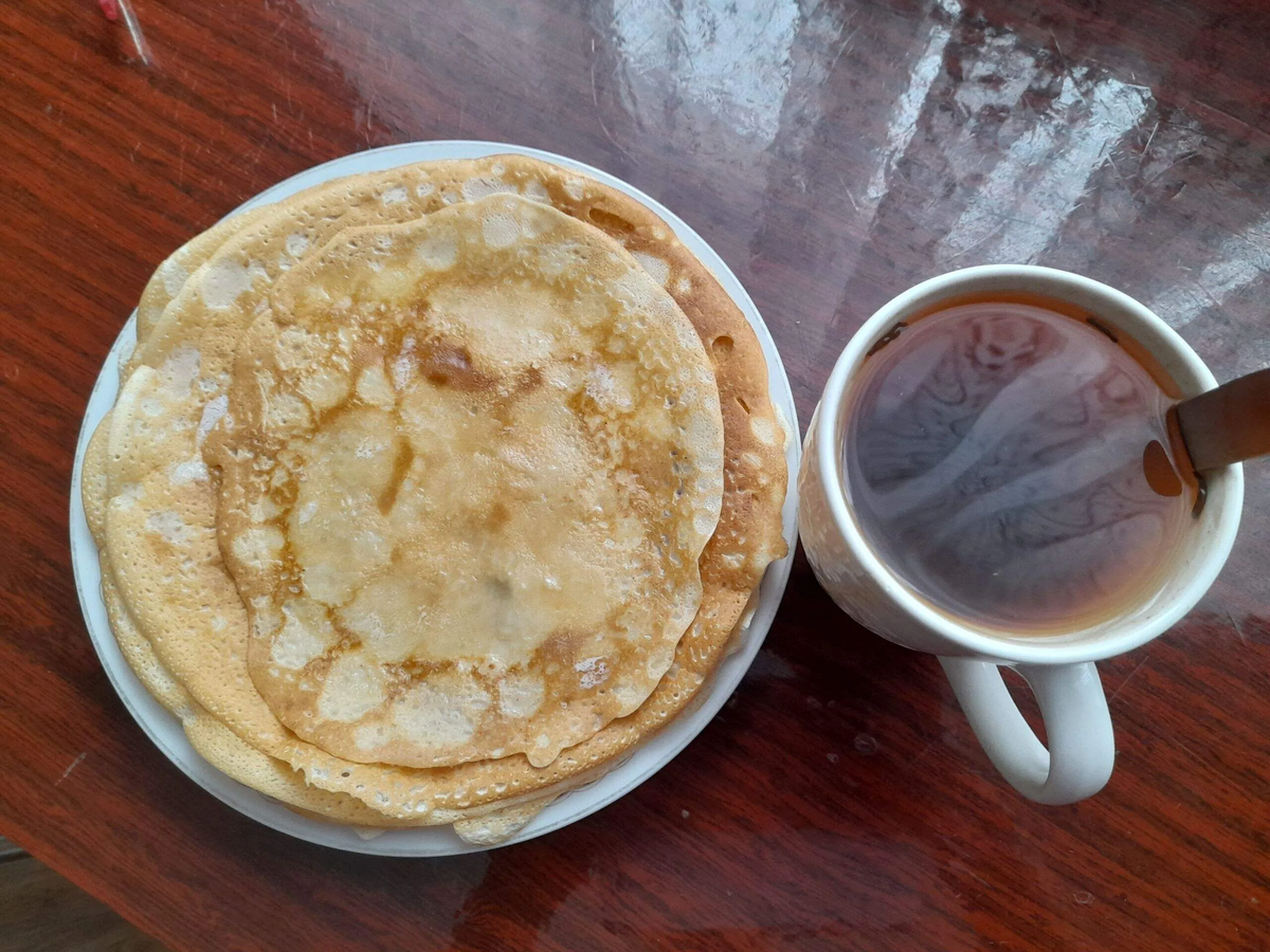 На верху последний блин, немного не хватило на полный, получился маленьким