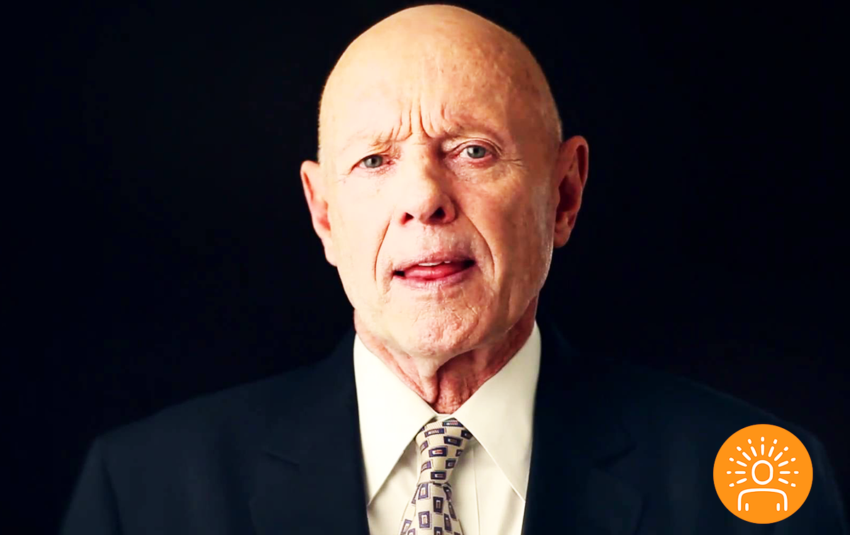 Стивен Кови (24 октября 1932 года, Солт-Лейк-Сити, Юта, США — 16 июля 2012 года, Айдахо, США) — американский консультант по вопросам руководства, управления жизнью, преподаватель и консультант по организационному управлению.