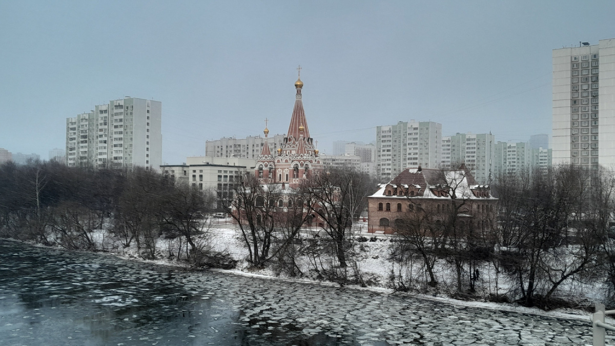 Скоро пробудимся после зимней спячки. Храм Всех Святых на Филевской пойме.