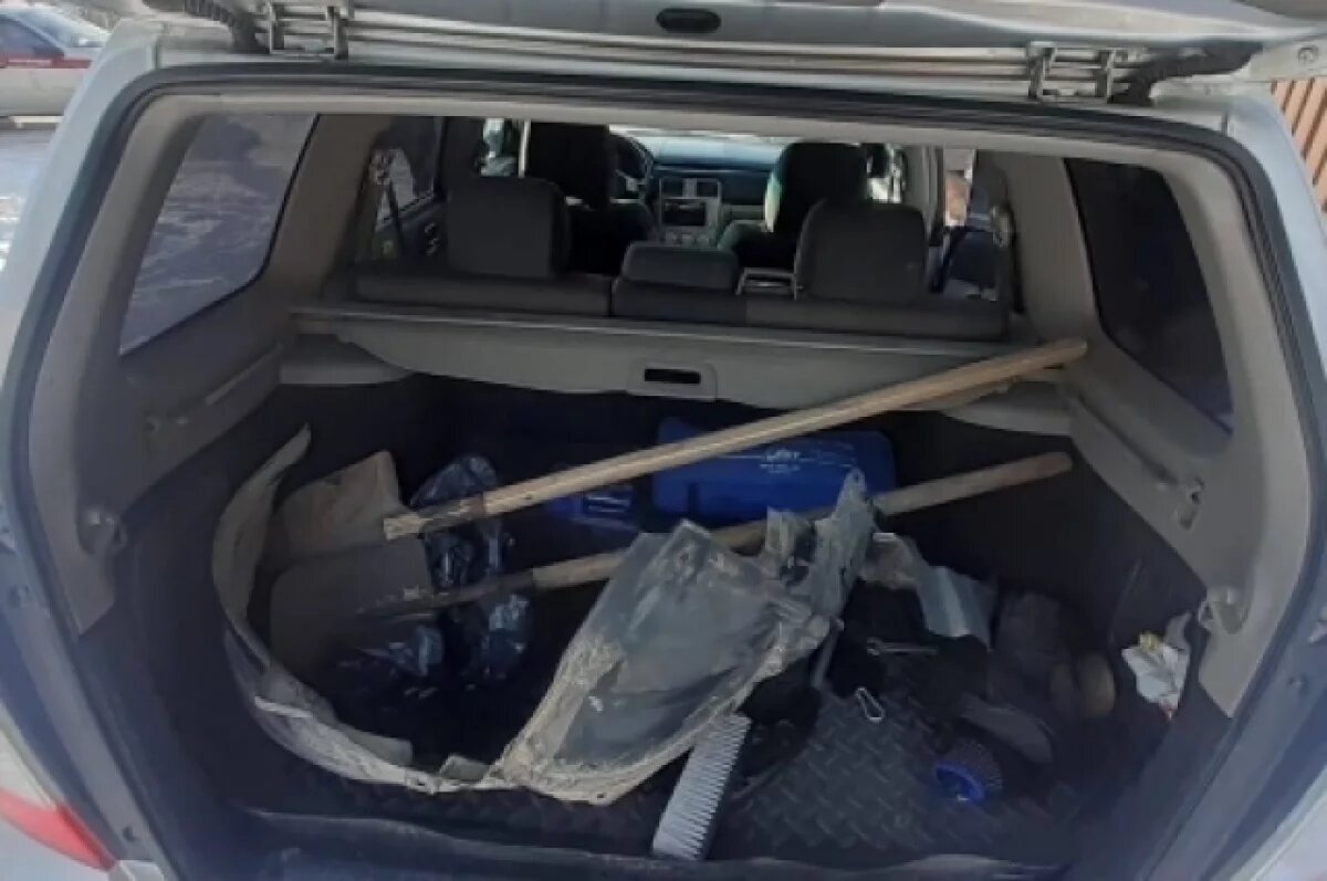    Новосибирец спрятал тело убитой женщины на заднем сидении своего автомобиля