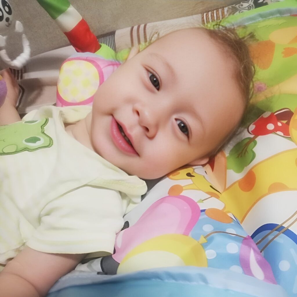 Диме 8 месяцев