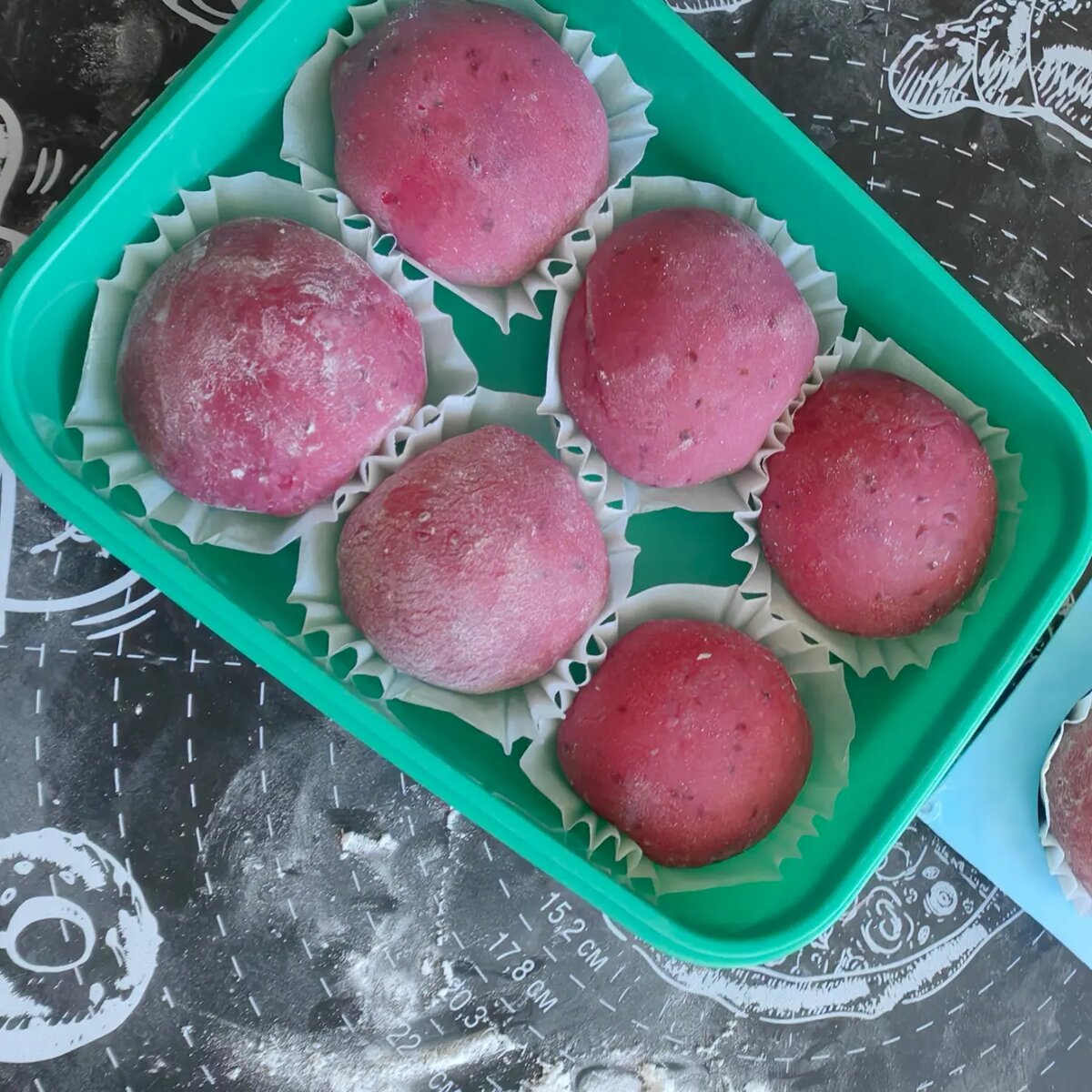 Приготовленные Моти дома своими рукми , после просмотра мастеркласса.